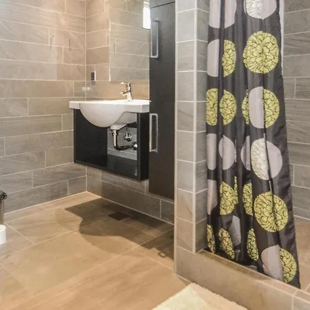 Ferienhaus Three-bedroom In