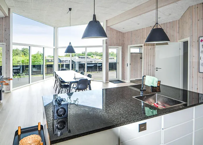 Feriehus Three-bedroom In